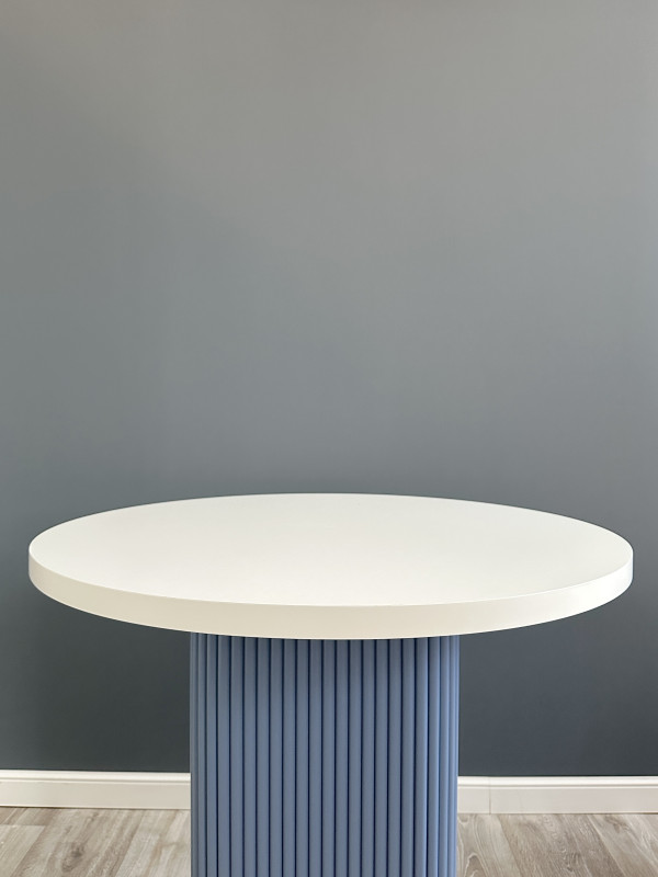 Столешница Белая эмаль на МДФ Диаметр 800 мм